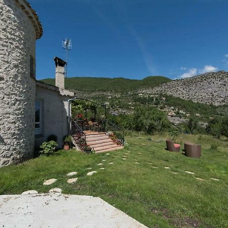 Appartement Clot De Felines Entrevaux Exterior foto